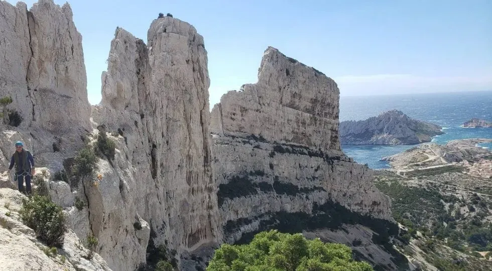 Multi-pitch climbing à Marseille